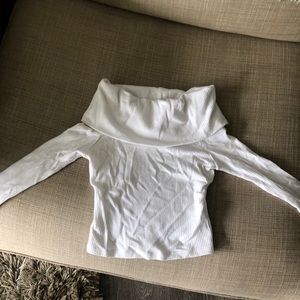 Disruptive youth Aria Top